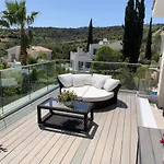 Elena Villa